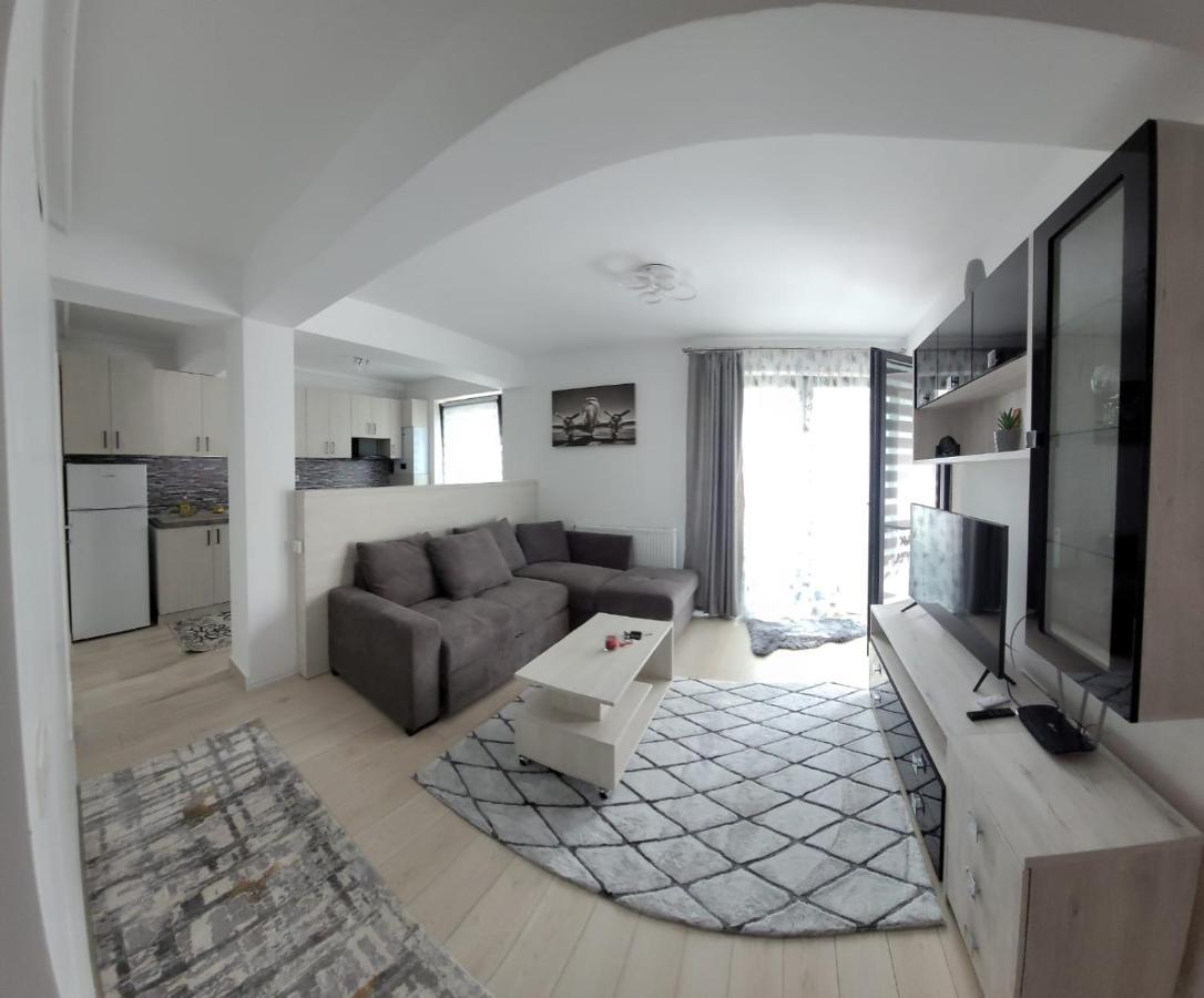 Valcom Residents Coresi 2 Apartamento *